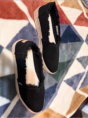Toms Black Espadrille Slip-On with Frayed Edge
